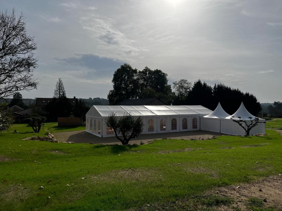 Bed and Breakfast Le Logis Des Quatre Puits Neuvicq-Montguyon Экстерьер фото